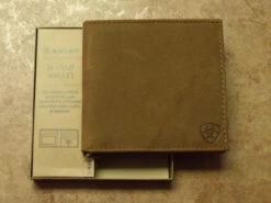 Ariat Large Distressed Leather Bi-Fold Wallet