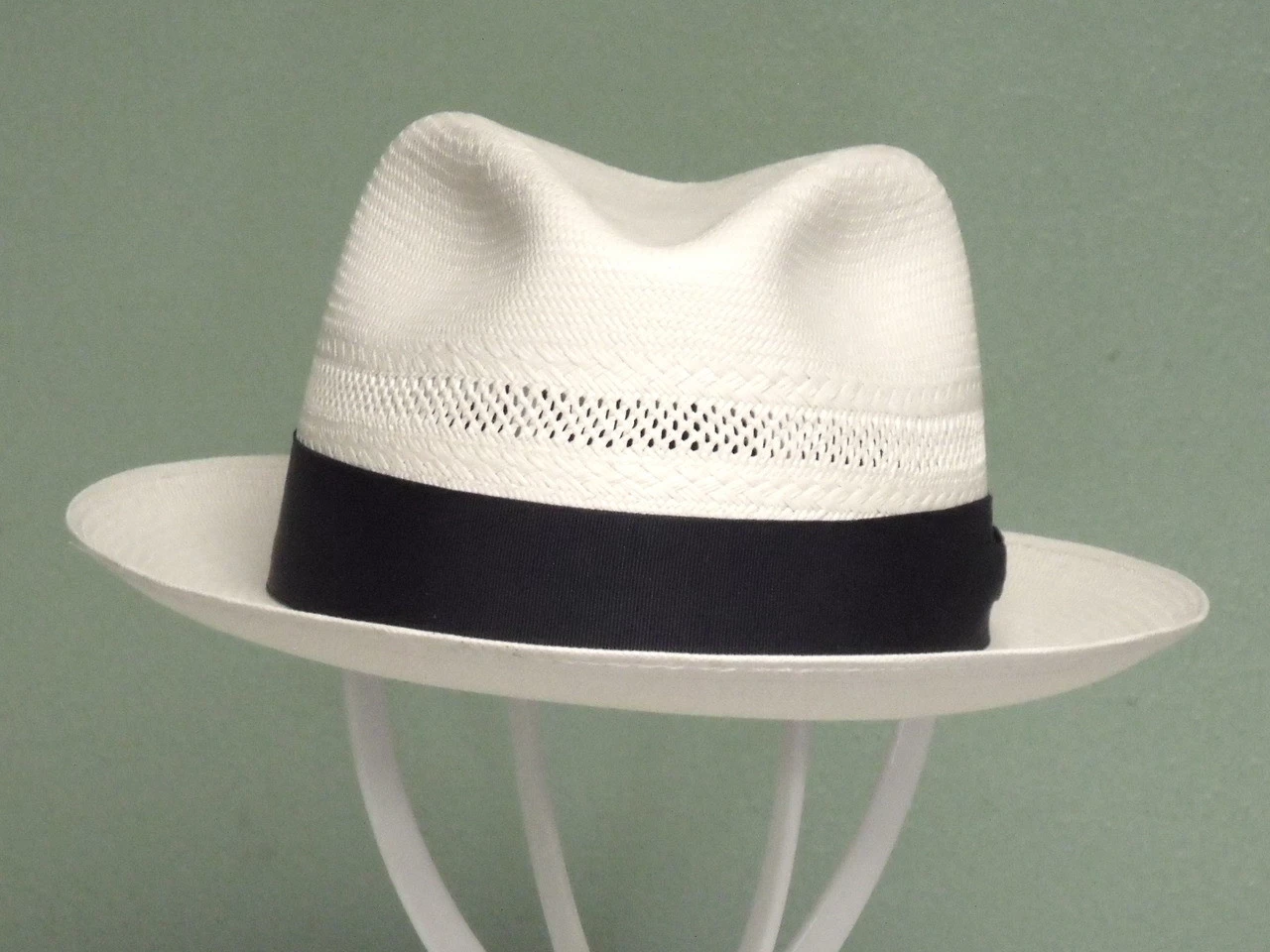 Dobbs Vented Center Dent Shantung Fedora Hat - Image 2
